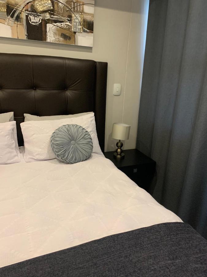 Regency Hotel Apartment @ 4Th Pretoria-Noord Exteriör bild